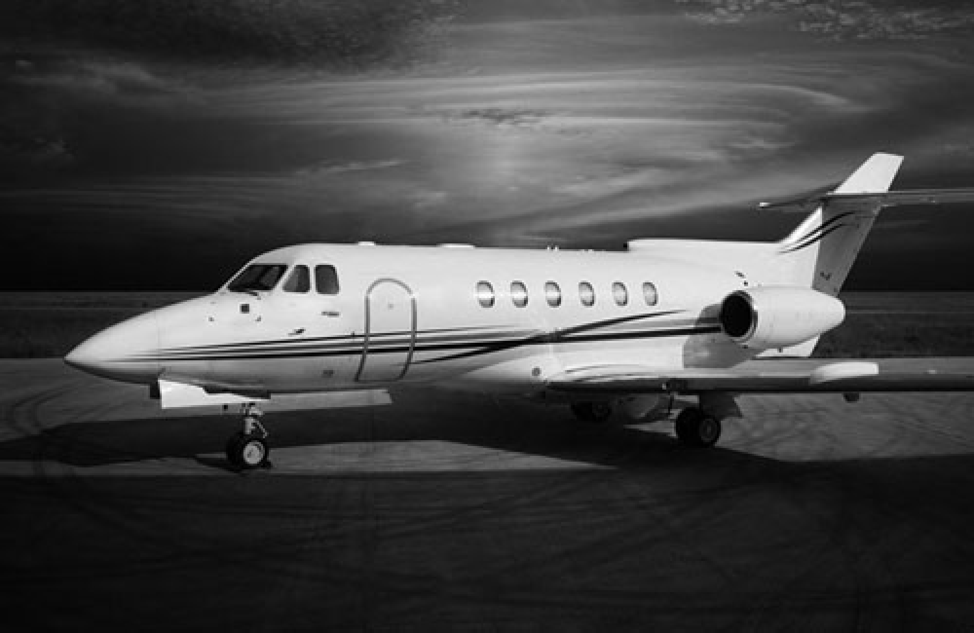 Hawker 600